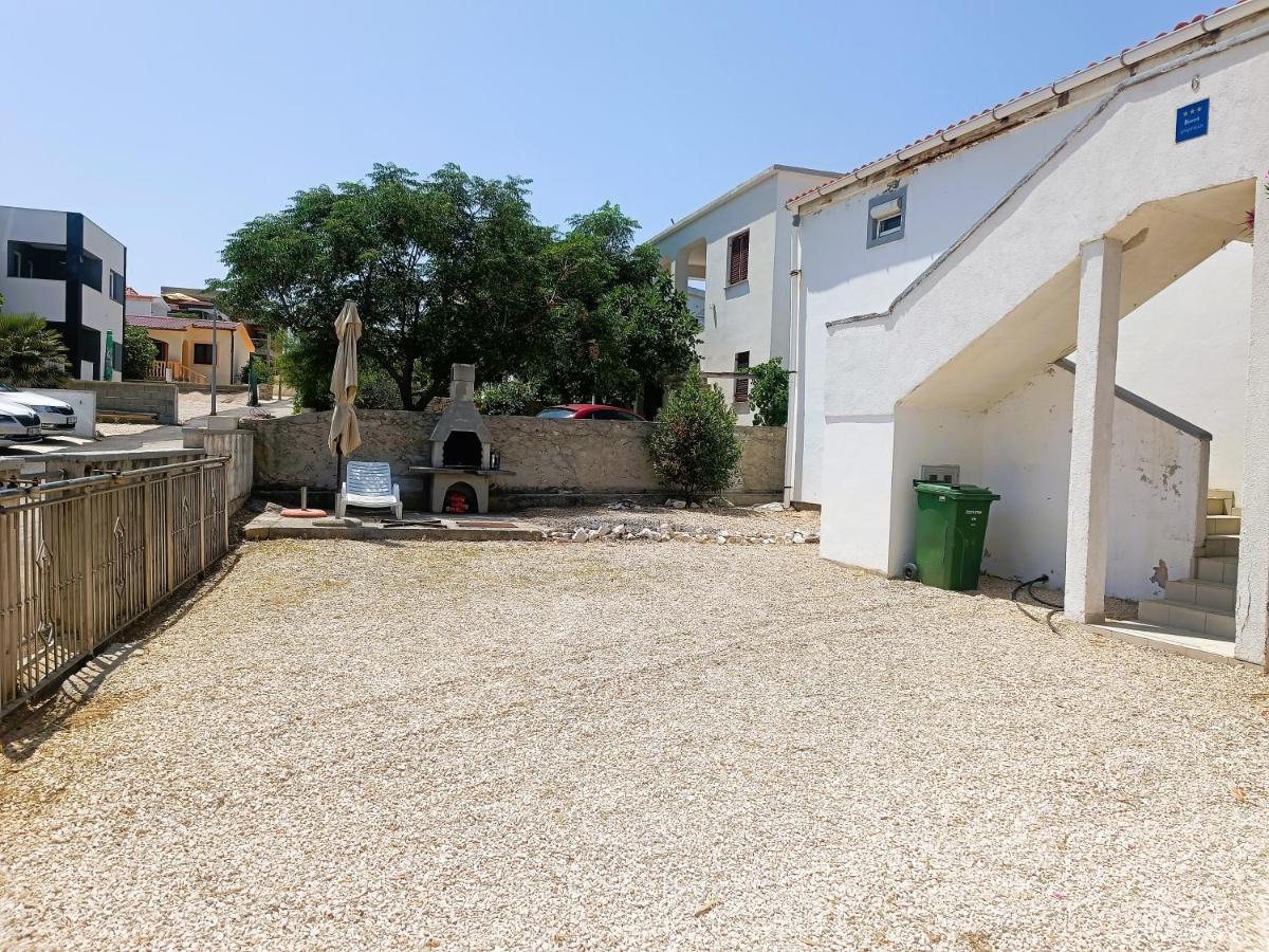 Apartments Babic 50 Meters From The Beach Vir Exteriör bild